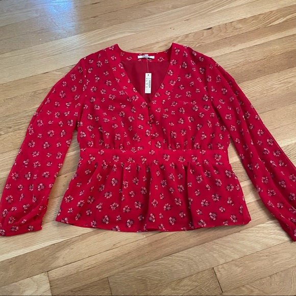 Madewell V-Neck Peplum Top in Little Lilies - Picture 6 of 11